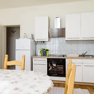 https://apartman-mila-trogir.splithotels.org